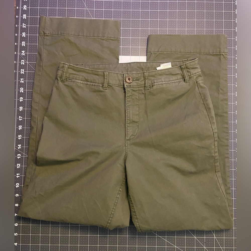 Old Navy Olive Green Chino Wide Leg Pants Size 8